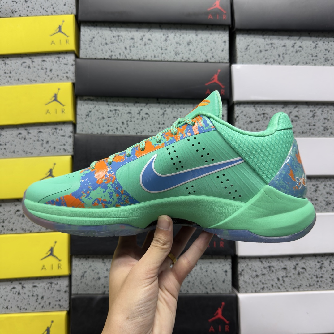 Nike Kobe 5 Protro Jalen Brunson NY Vs. PE K5 - Image 4