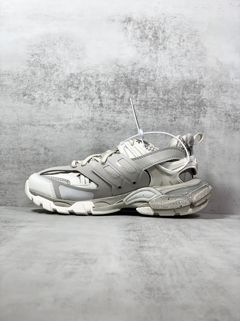 Balenciaga Track - Image 26
