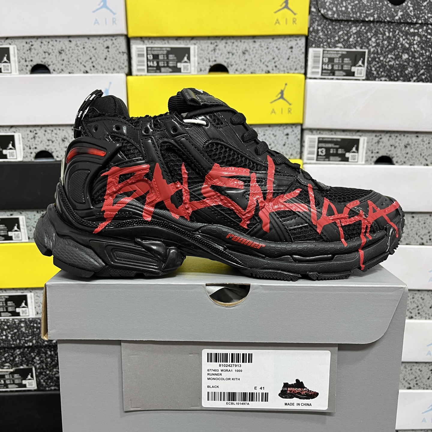 Balenciaga BLCG Runner 7.0 - Image 11