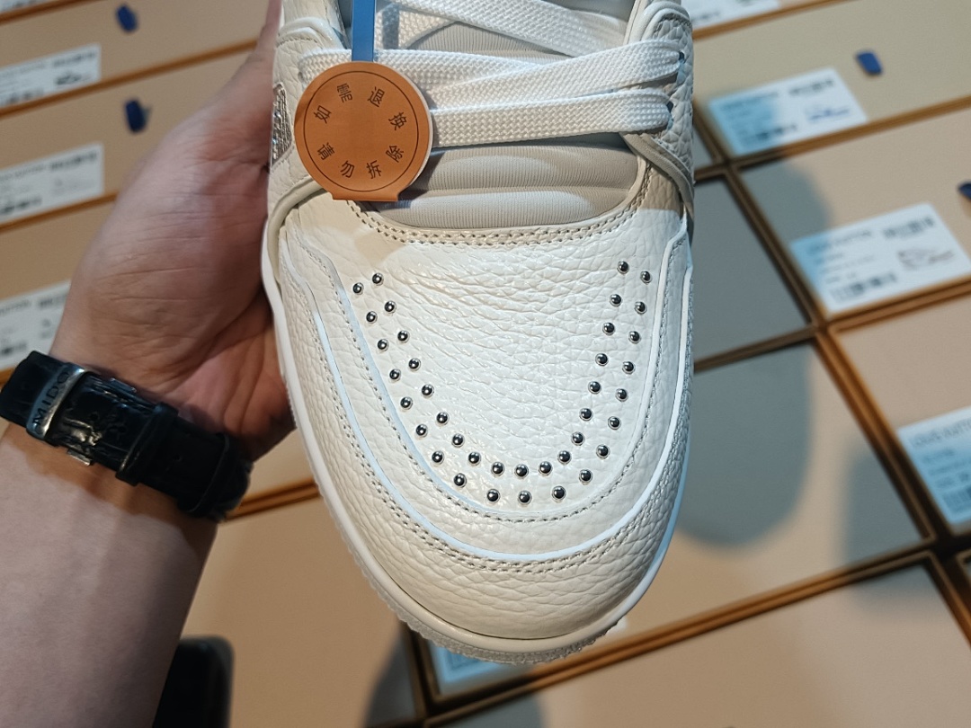 Louis Vuitton LV Trainer Stud - Image 5