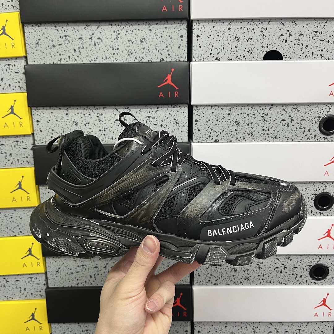 Balenciaga Track - Image 4
