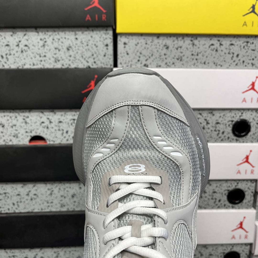 Balenciaga Circuit - Image 31