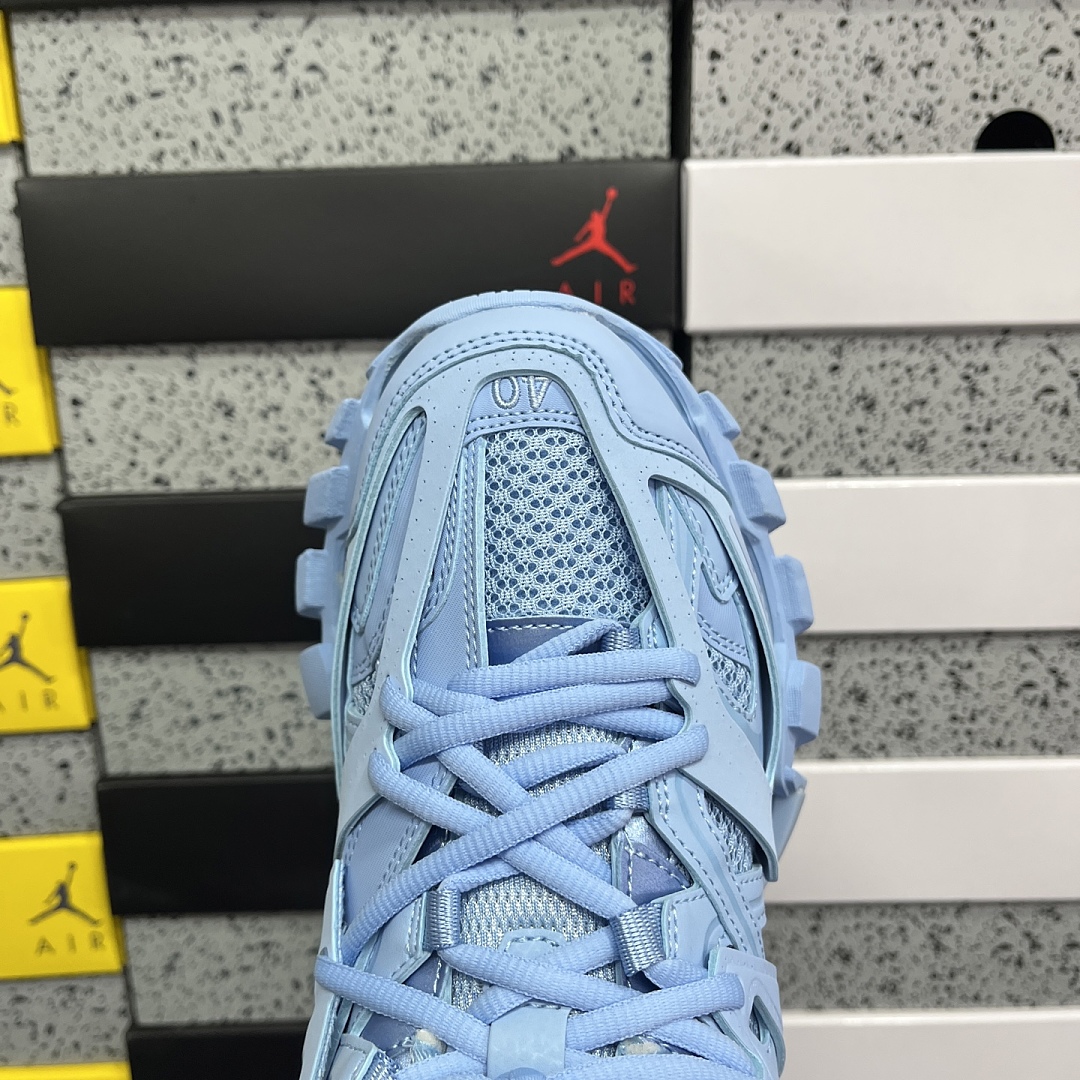 Balenciaga Track - Image 10