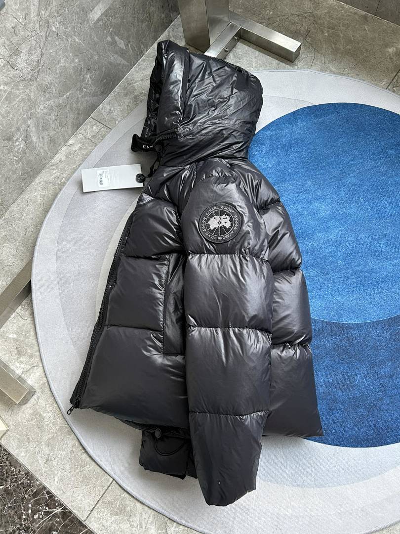Canada Goose Crofton Puffer Jacket - Image 48