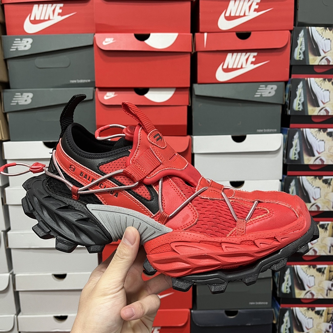Balenciaga Hike 15 Gen - Image 11