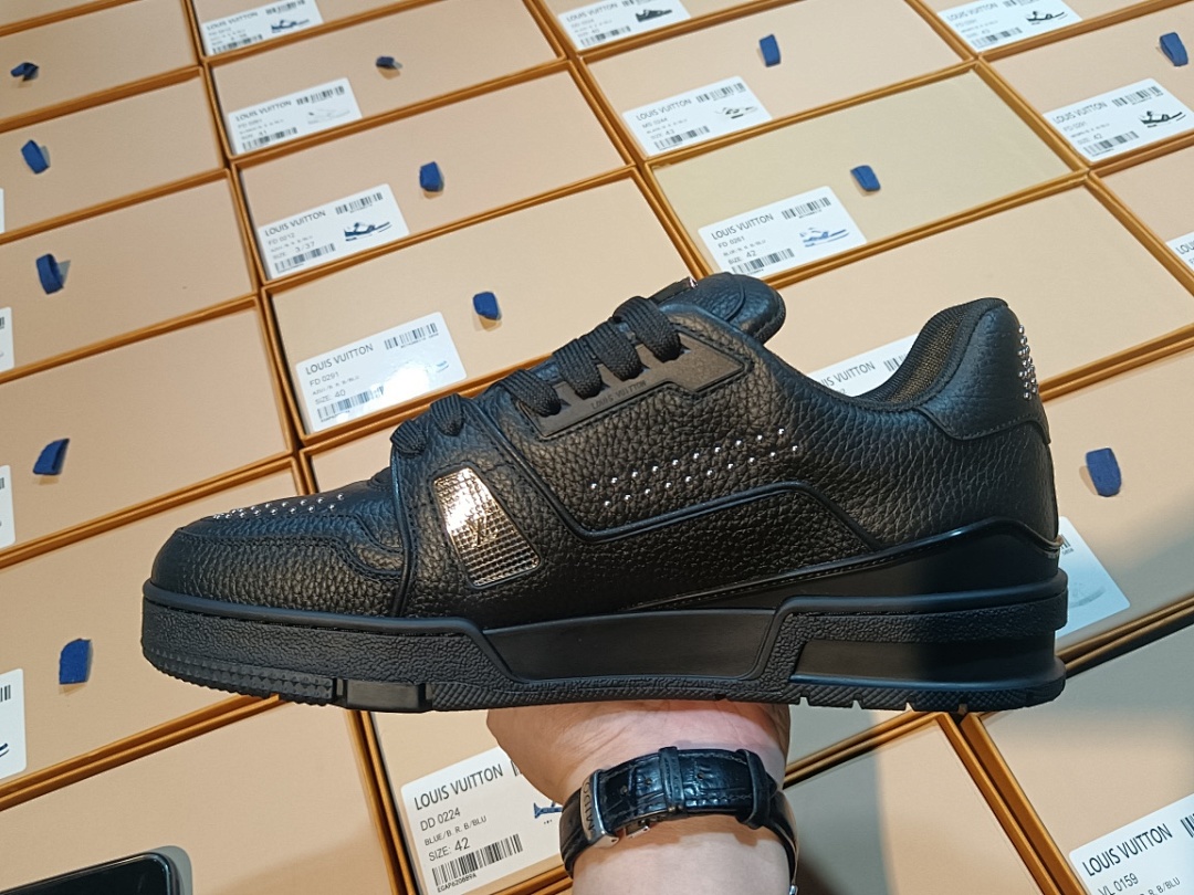 Louis Vuitton LV Trainer Stud - Image 8