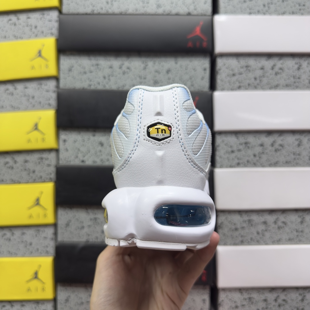 Nike Air Max Plus DJ6124-102 - Image 9
