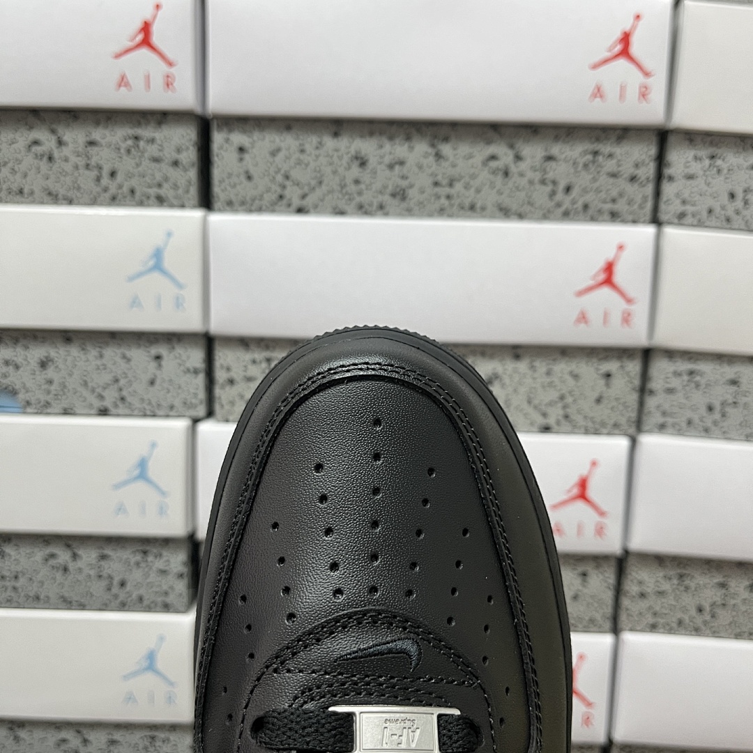 Nike Air Force 1 Low Supreme (Black White) - Image 6