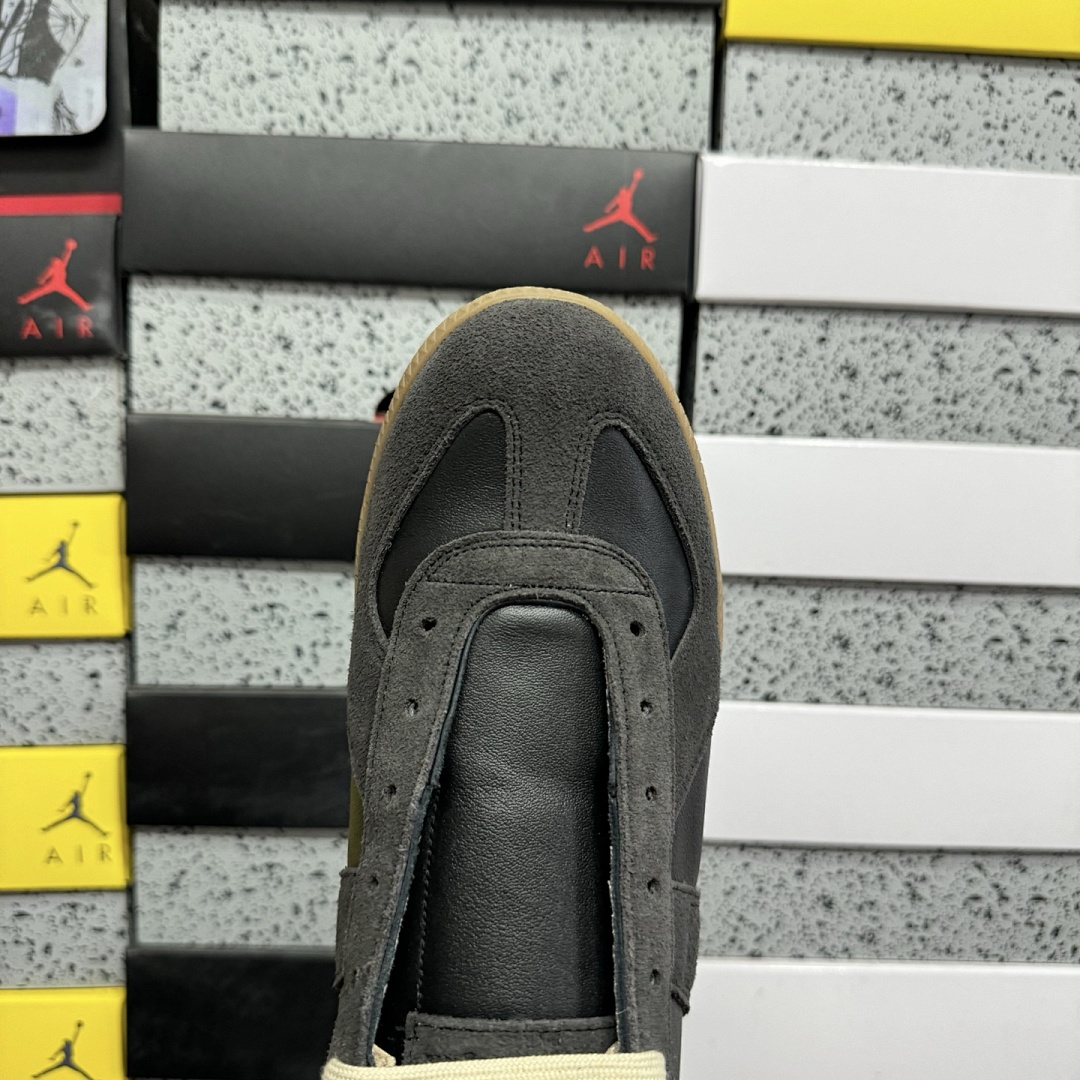 On Running Maison Margiela Replica Black Gum T8013 Yellow (Dark Grey Suede) - Image 9