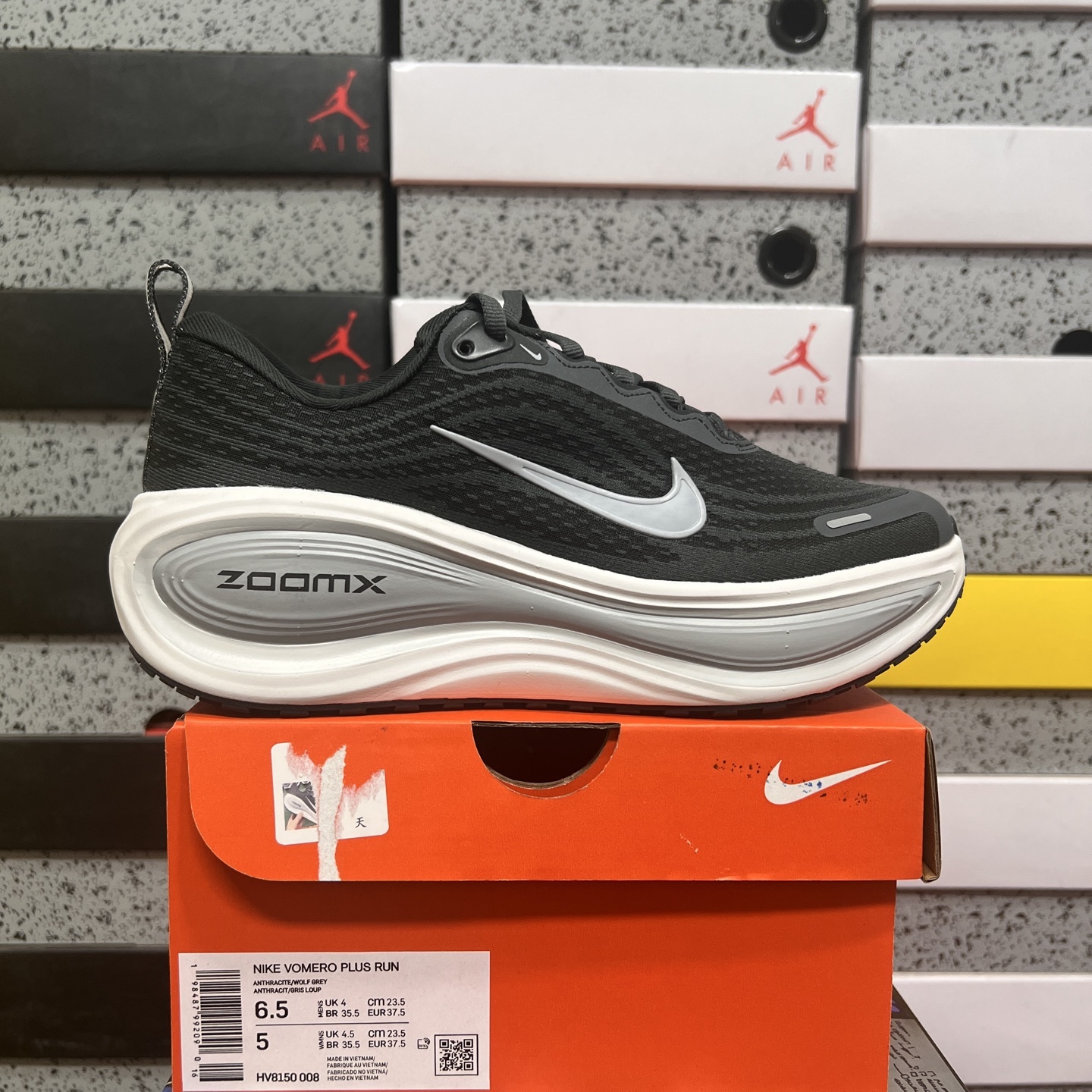 Nike Vomero Plus Anthracite White Wolf (Grey) - Image 10
