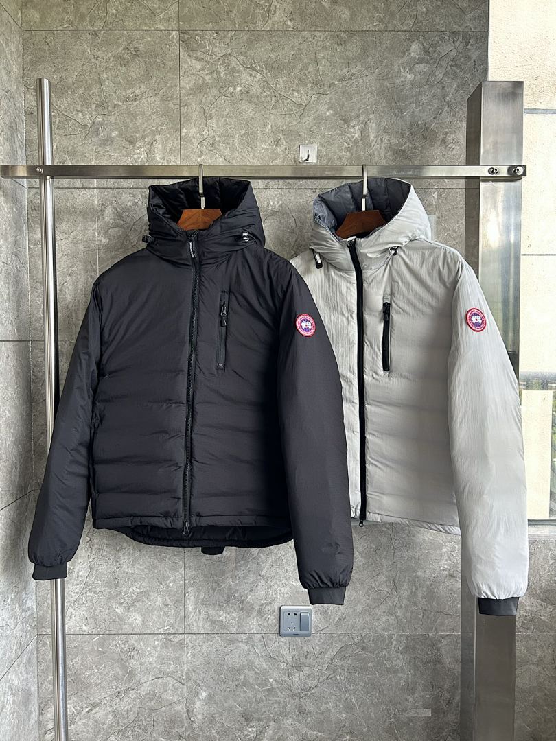 Canada Goose Label Lodge Hoody Jacket - Image 43