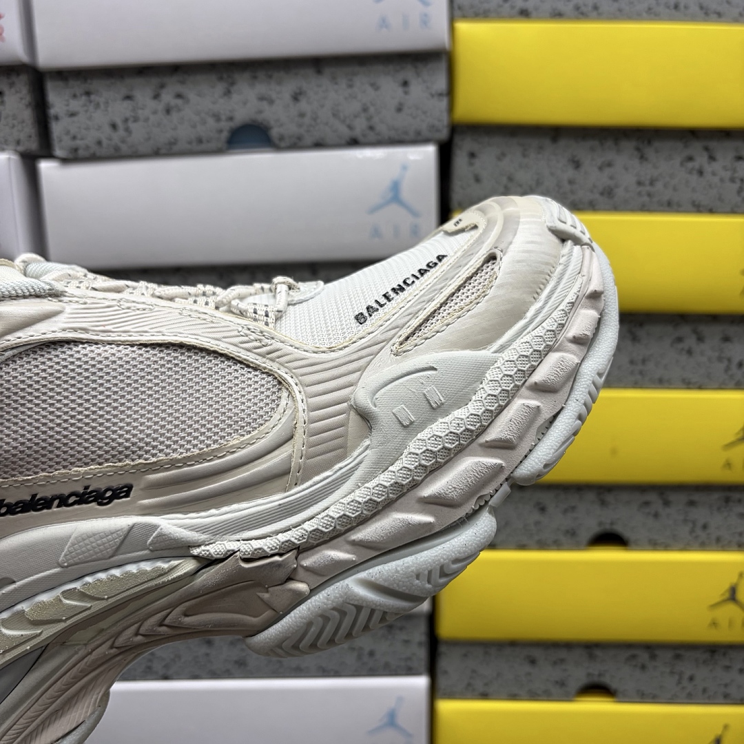 Balenciaga Triple S 2 - Image 12