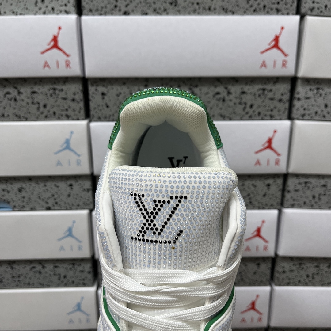 Louis Vuitton Trainer Rhinestone - Image 9