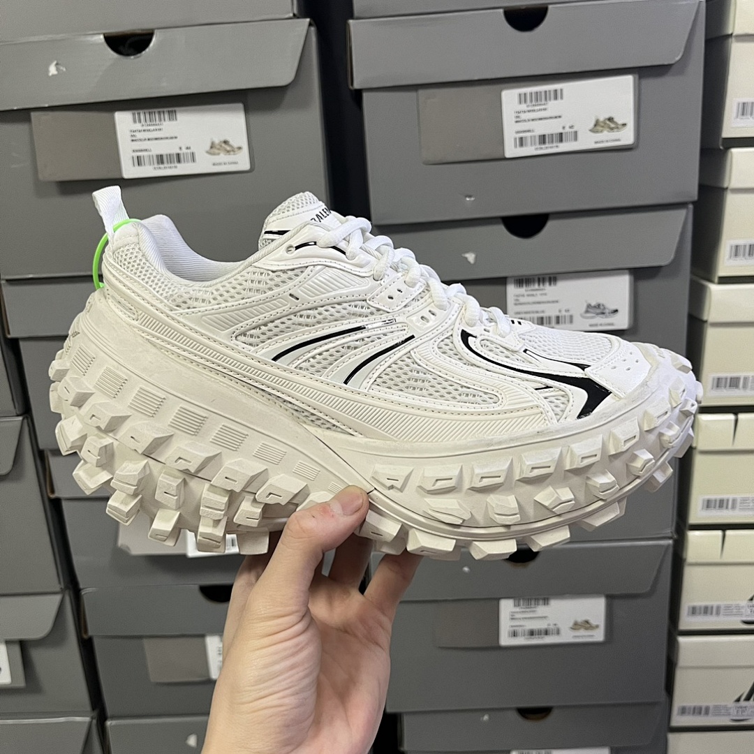 Balenciaga Defender - Image 95