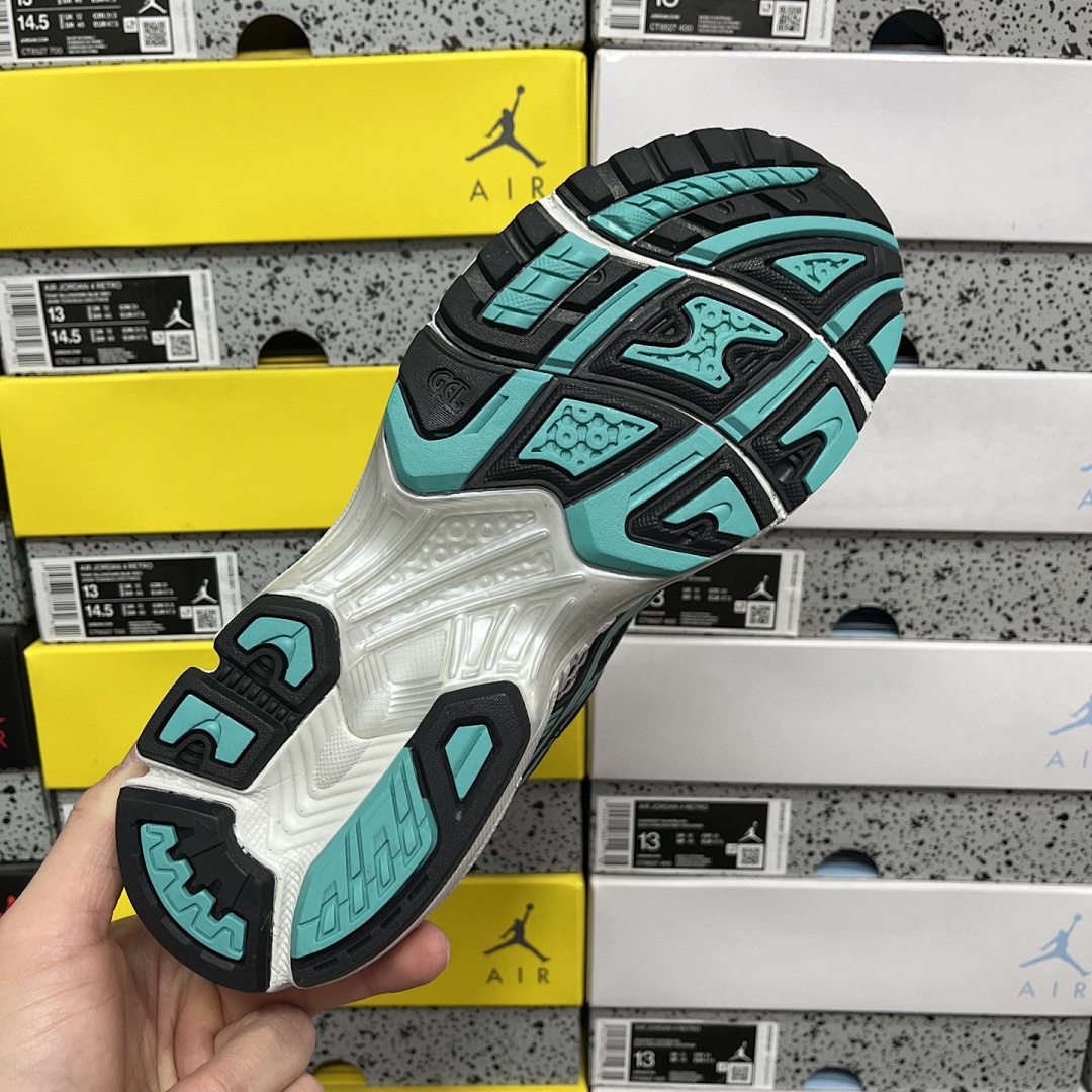 ASICS Gel-Kayano 14 Tiffany - Image 4