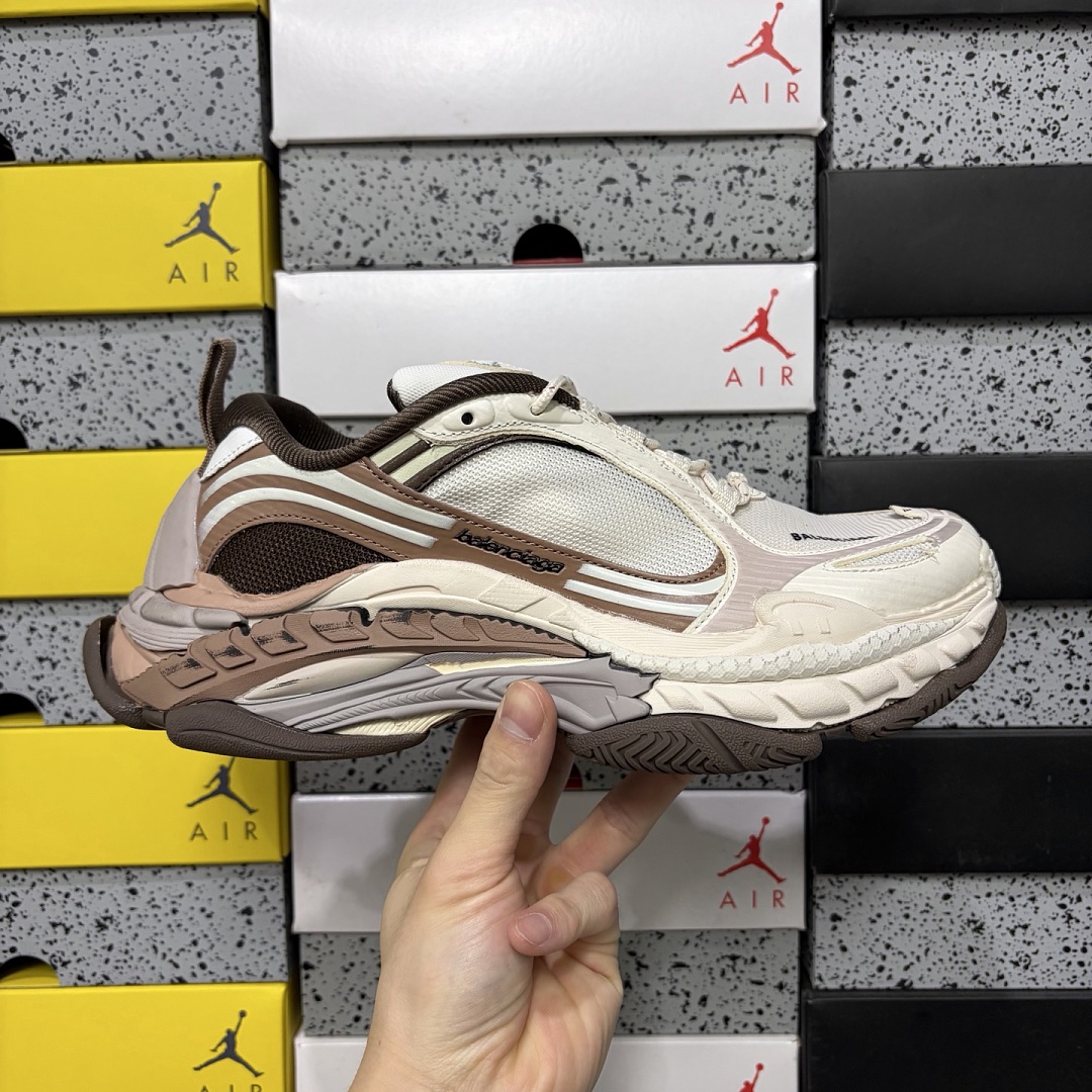 Balenciaga Triple S 2 - Image 4