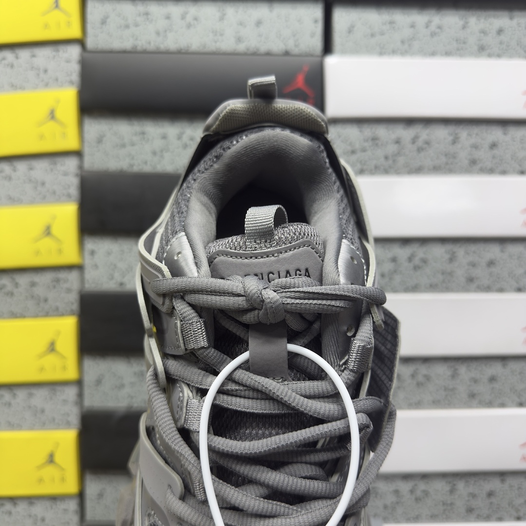 Balenciaga BLCG Track 1259 (Grey) - Image 4