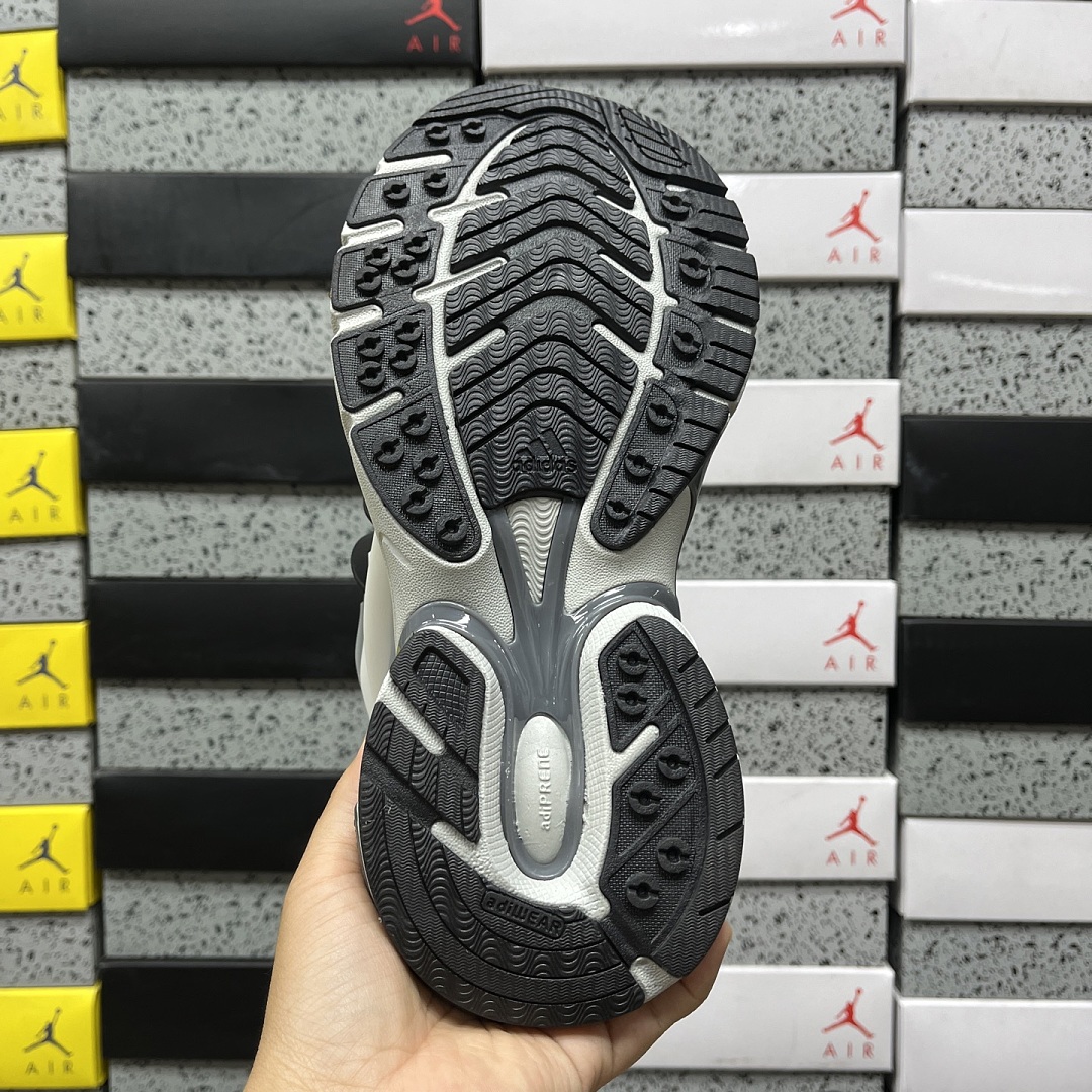 Adidas Adistar Jellyfish Pharrell Williams (Solid Grey Black) - Image 7