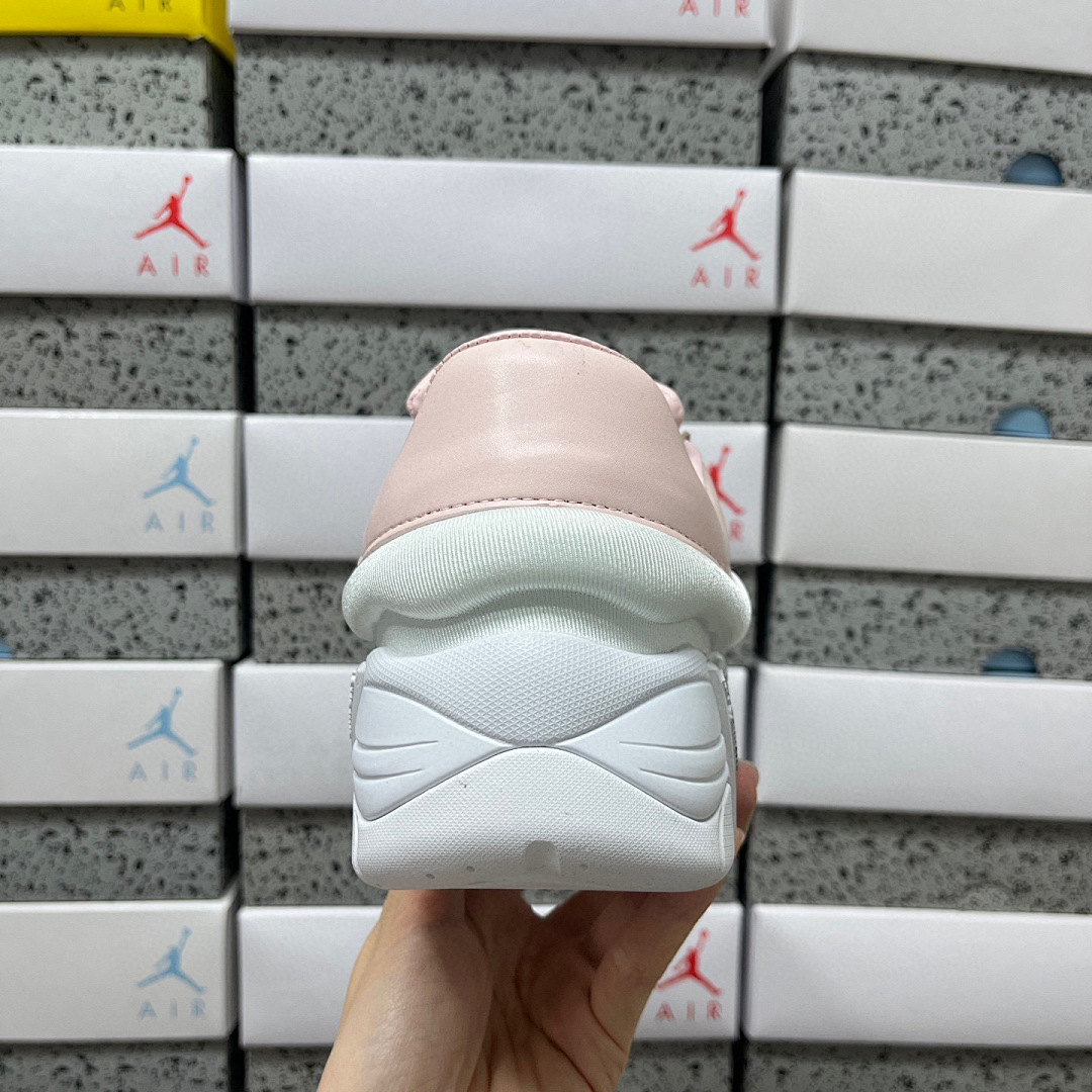 On Running Raf Simons Antei Low Top - Image 2