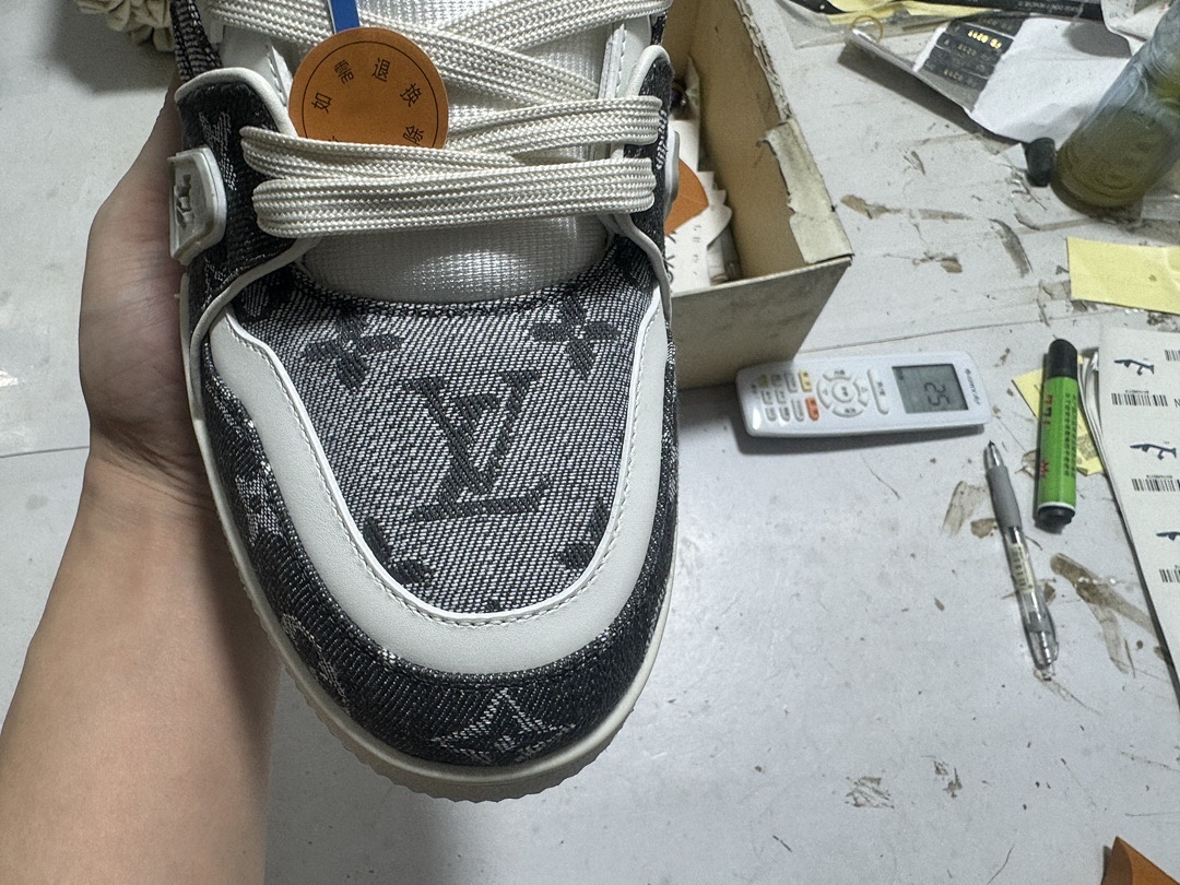 Louis Vuitton LV Trainer - Image 4