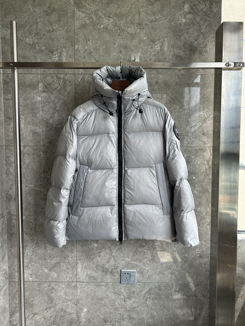 Canada Goose Crofton Puffer Jacket - Image 29