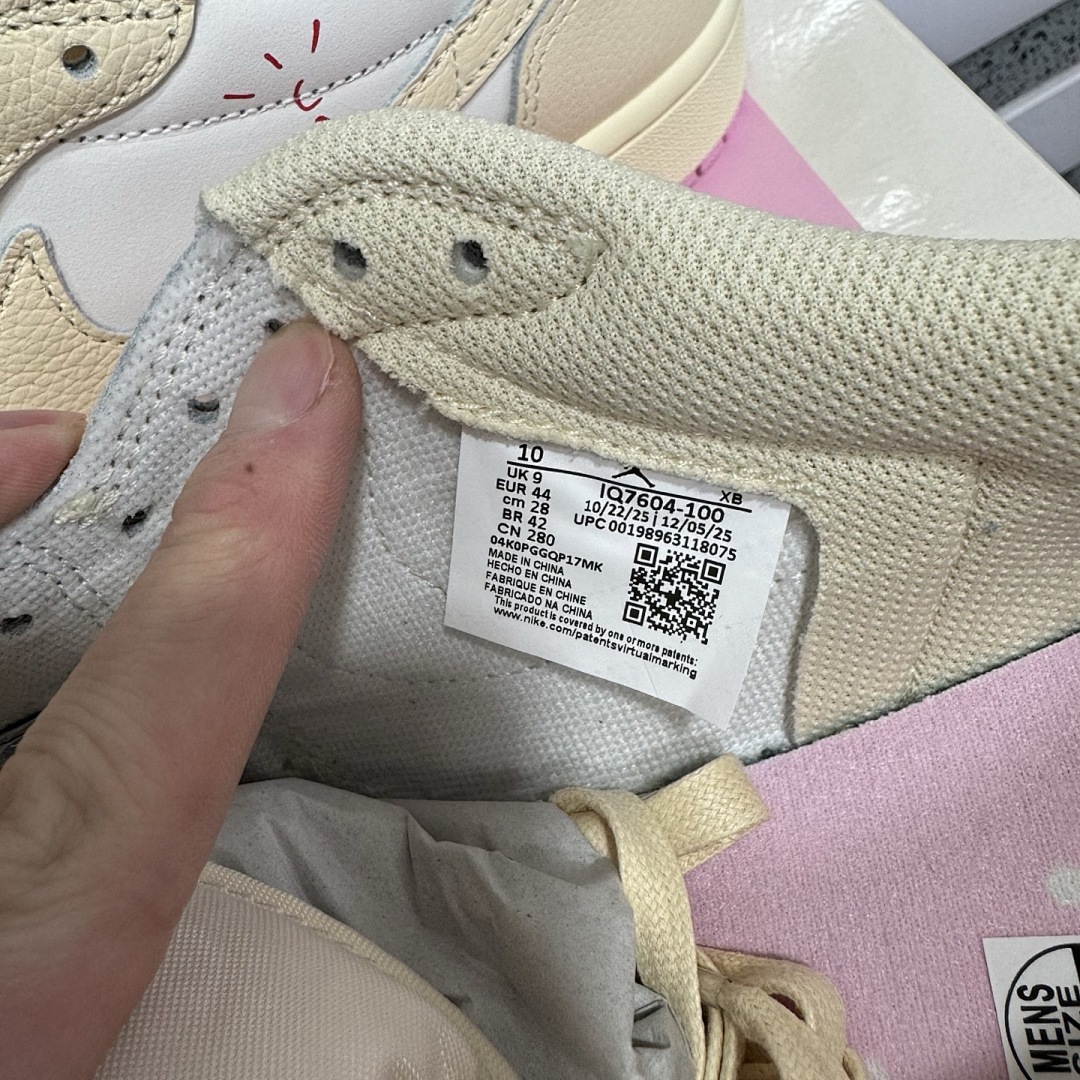 Nike Jordan 1 Retro Low OG SP Travis Scott Shy (Pink) - Image 3