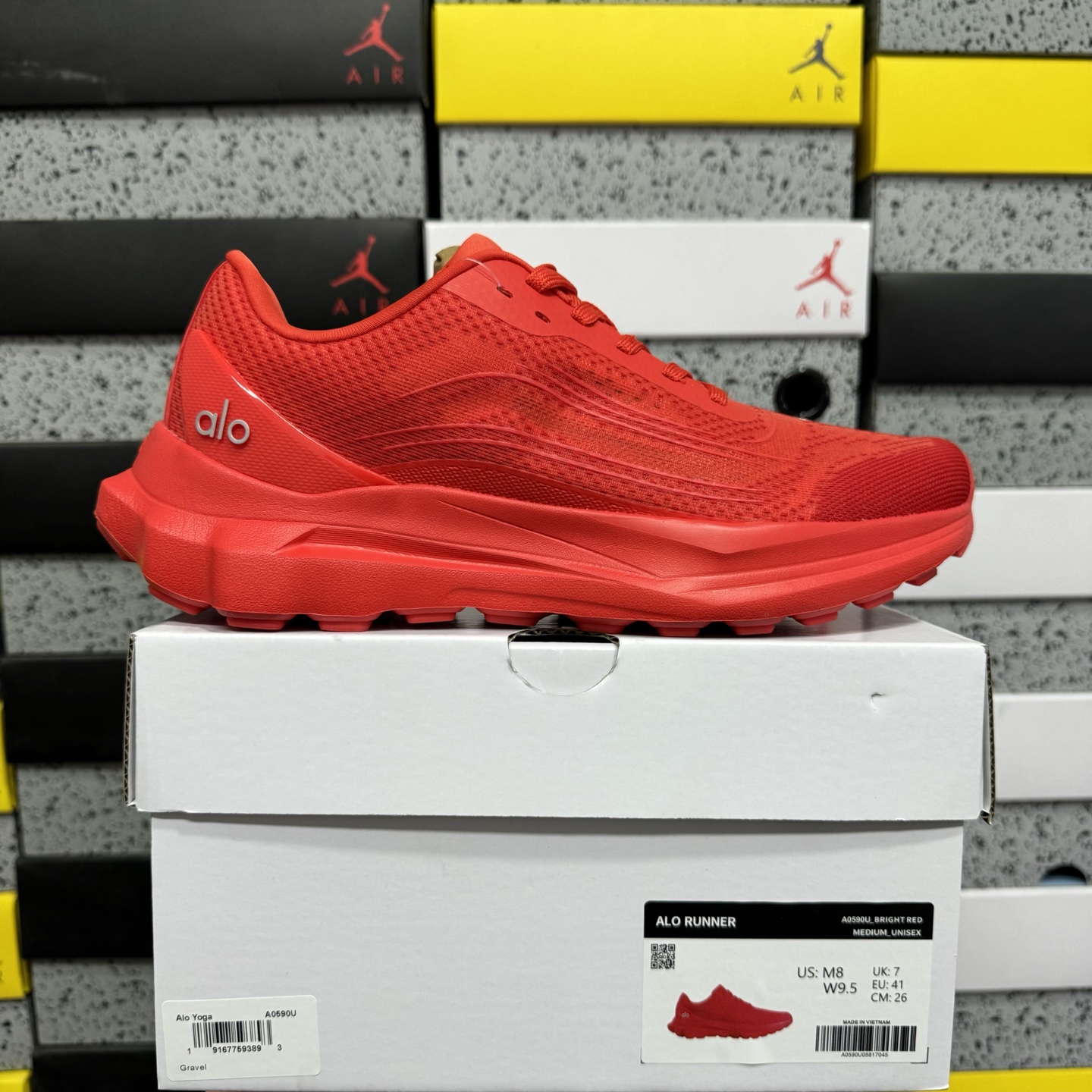 Alo Yoga Rnner A0590U_BRIGHT (RED) - Image 11