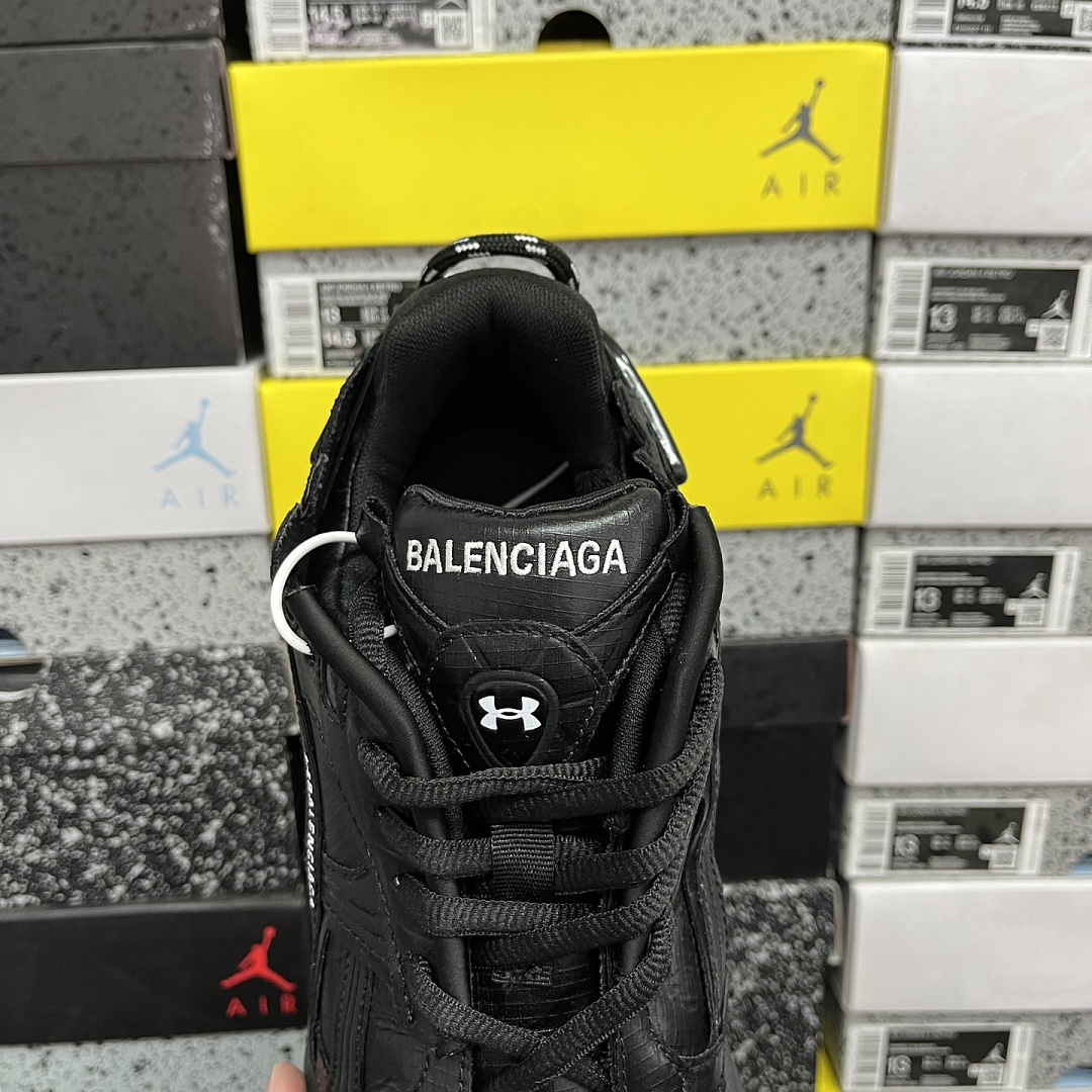 Balenciaga BLCG Runner 7.5 - Image 3