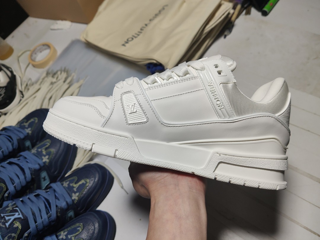 Louis Vuitton LV Trainer (White) - Image 12
