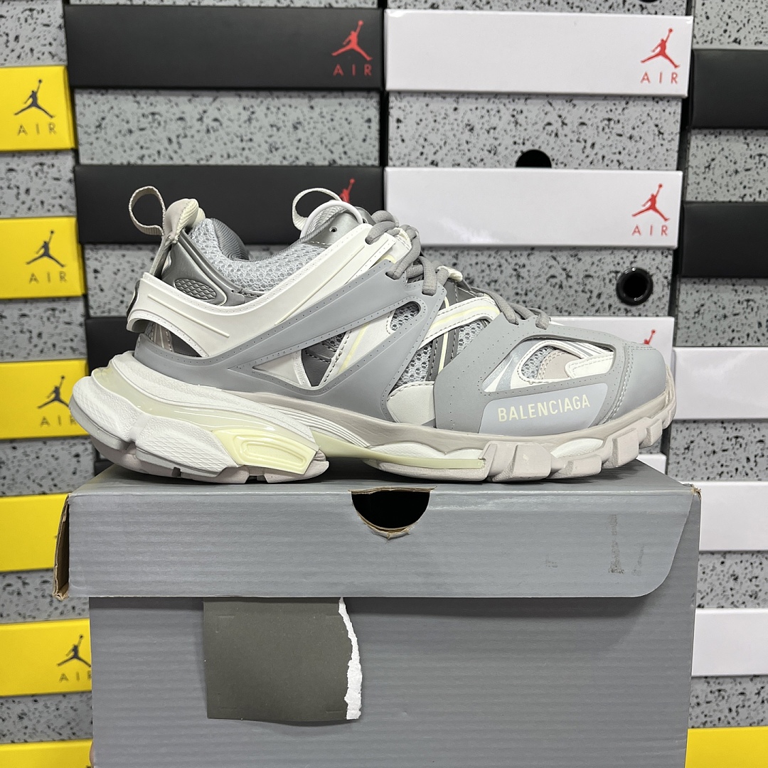 Balenciaga Track