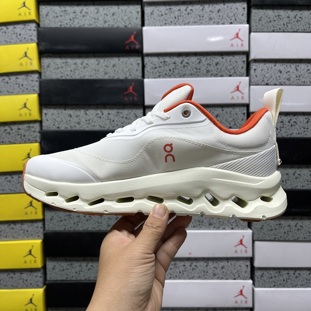 On Running Cloudtilt 2 LOEWE (White Orange) - Image 9