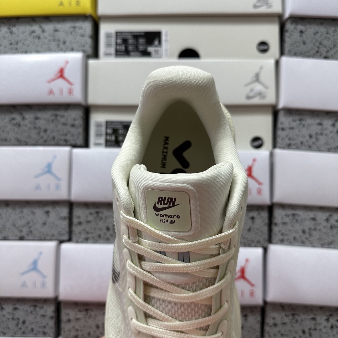 Nike Vomero Premium HQ2050-700 - Image 8