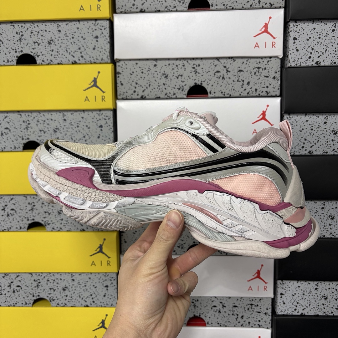 Balenciaga Triple S 2 - Image 5