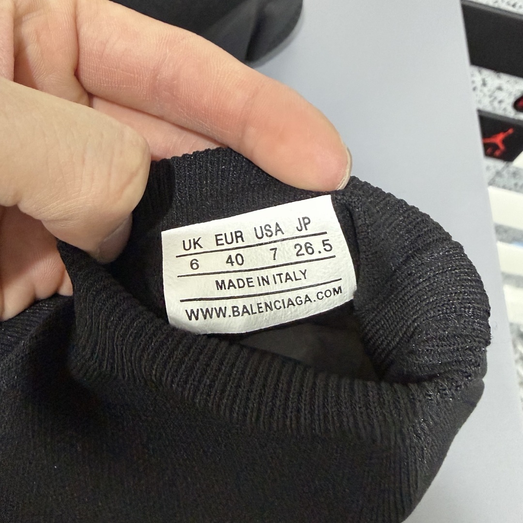 Balenciaga Speed Graffiti Trainers Black Socks - Image 11
