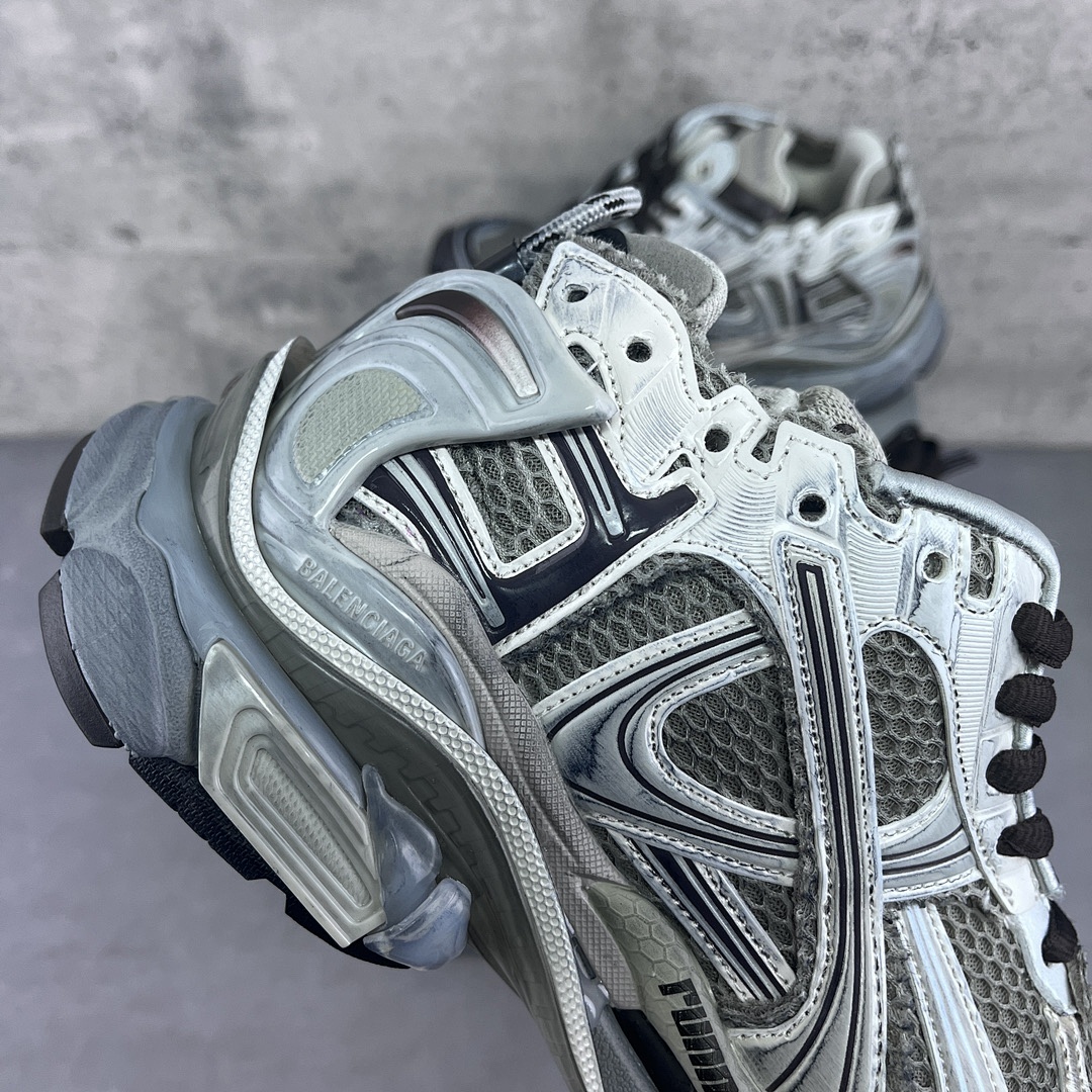 Balenciaga Runner 7.5 - Image 2