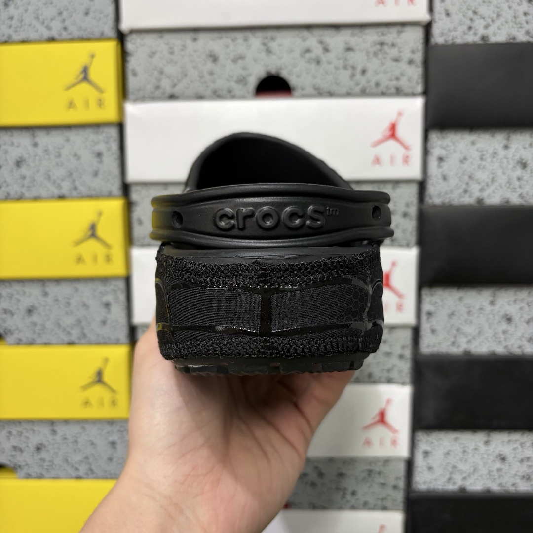 Crocs Triple Black - Image 7