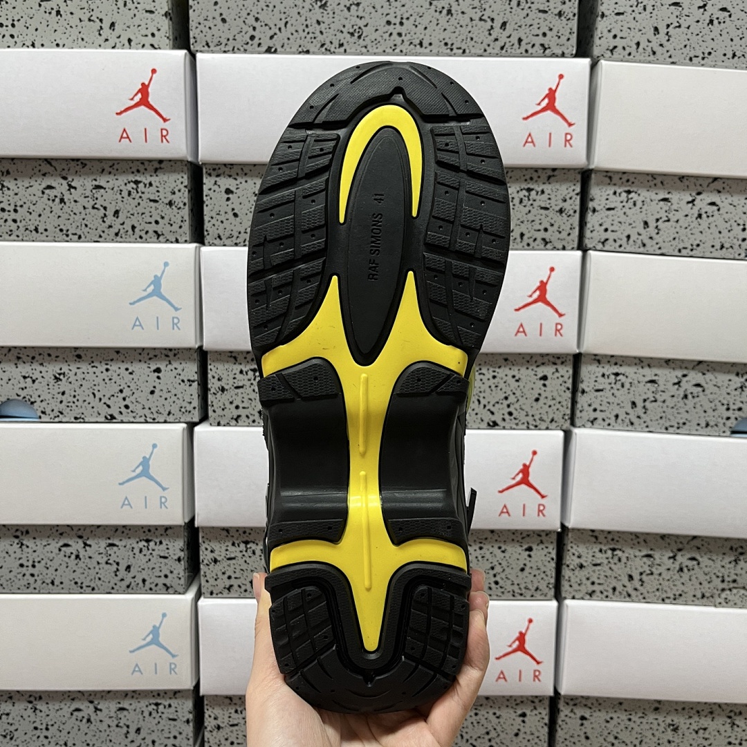 On Running Raf Simons Cylon-21 - Image 2