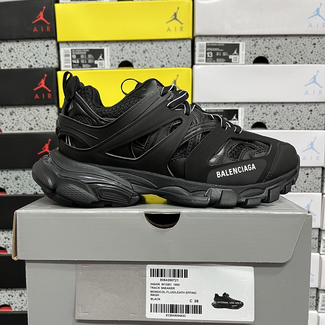 Balenciaga BLCG Track 3.0