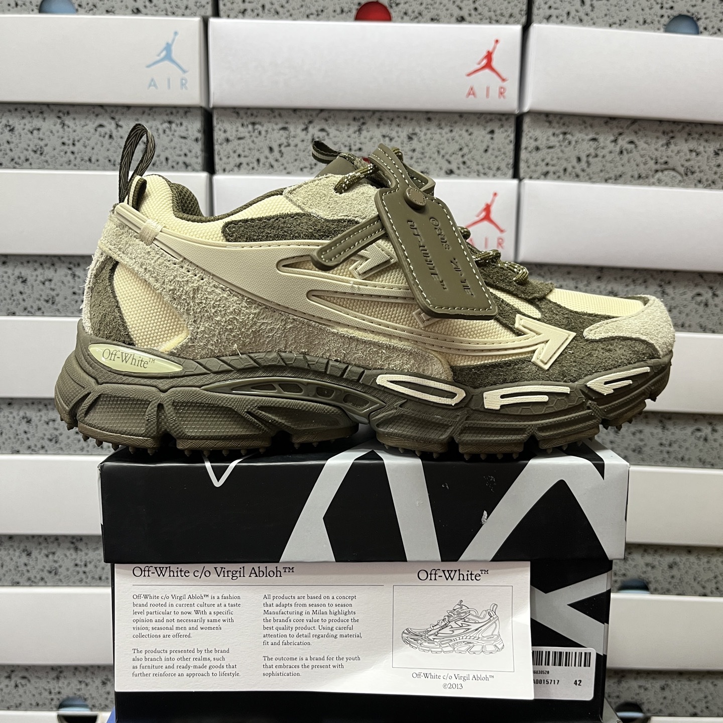 Off-White Be Right Back - Image 12