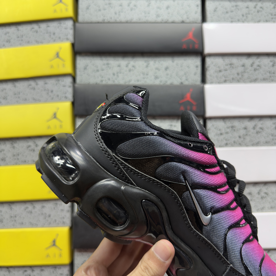 Nike Air Max Plus (Black Pink) - Image 9