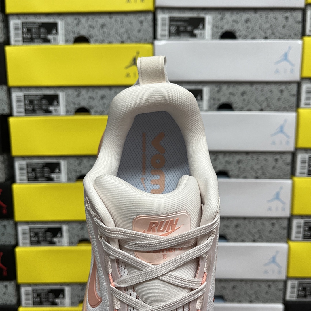 Nike Zoom Vomero - Image 3