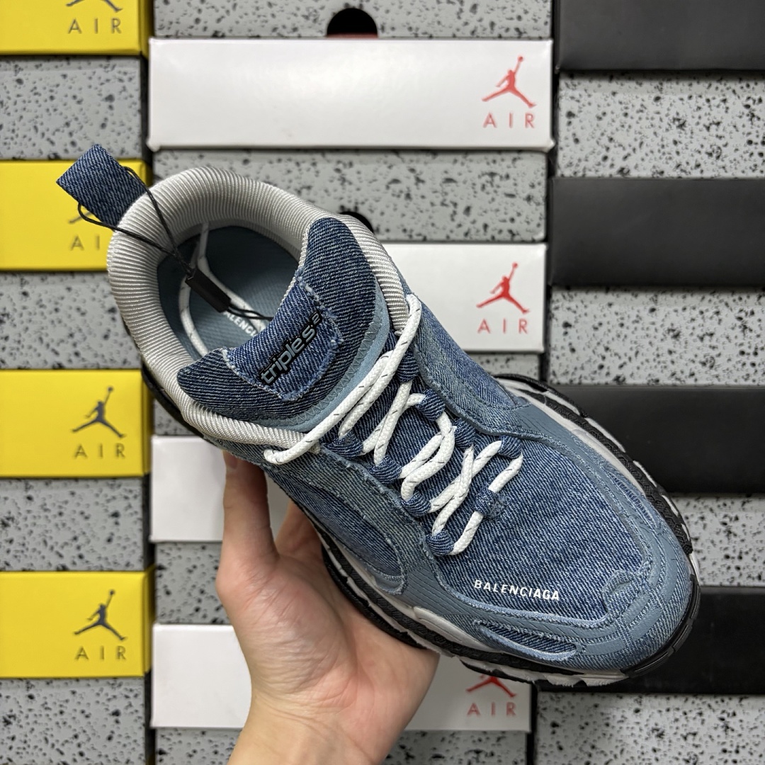 Balenciaga Triple S 2 - Image 8