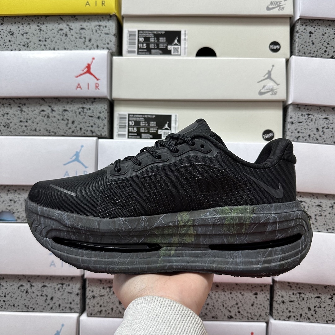 Nike Vomero Premium Realtree Camo Black IQ7325-001 - Image 4