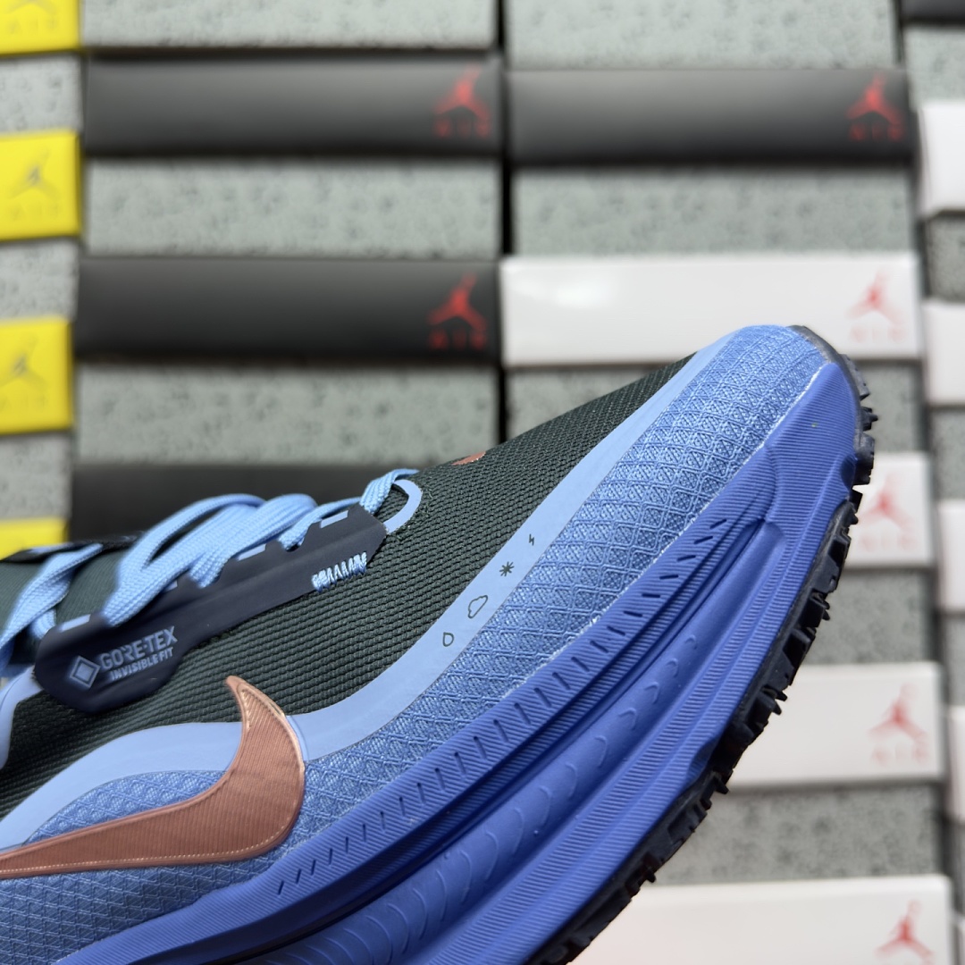 Nike Vomero - Image 2