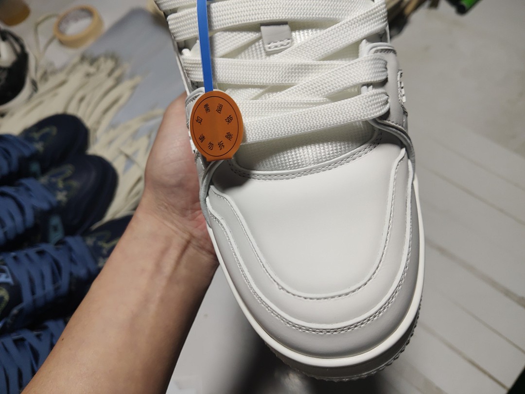 Louis Vuitton LV Trainer (White) - Image 16