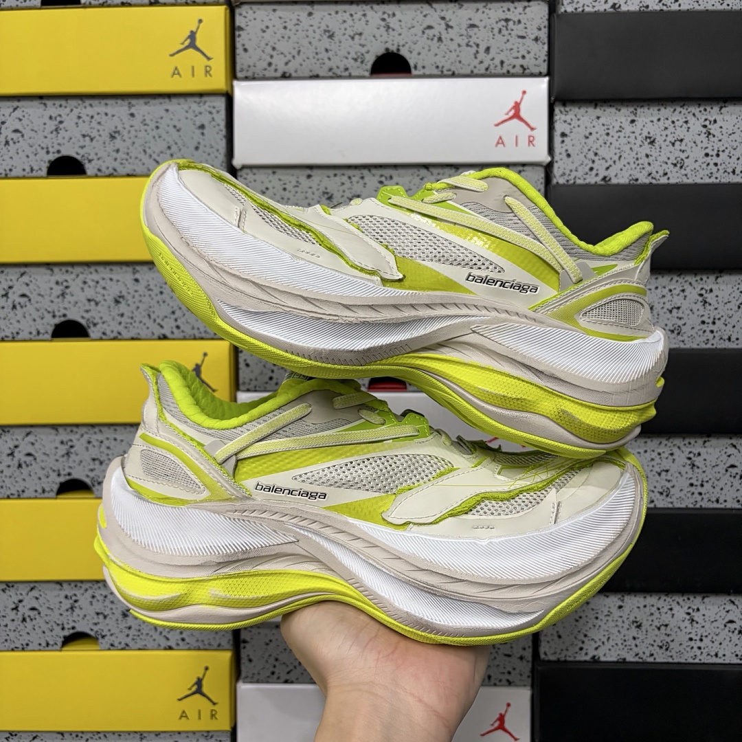 Balenciaga Jet 26 - Image 9