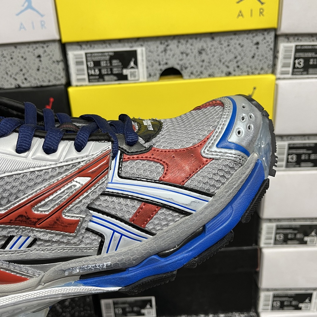 Balenciaga BLCG Runner 7.0 - Image 5