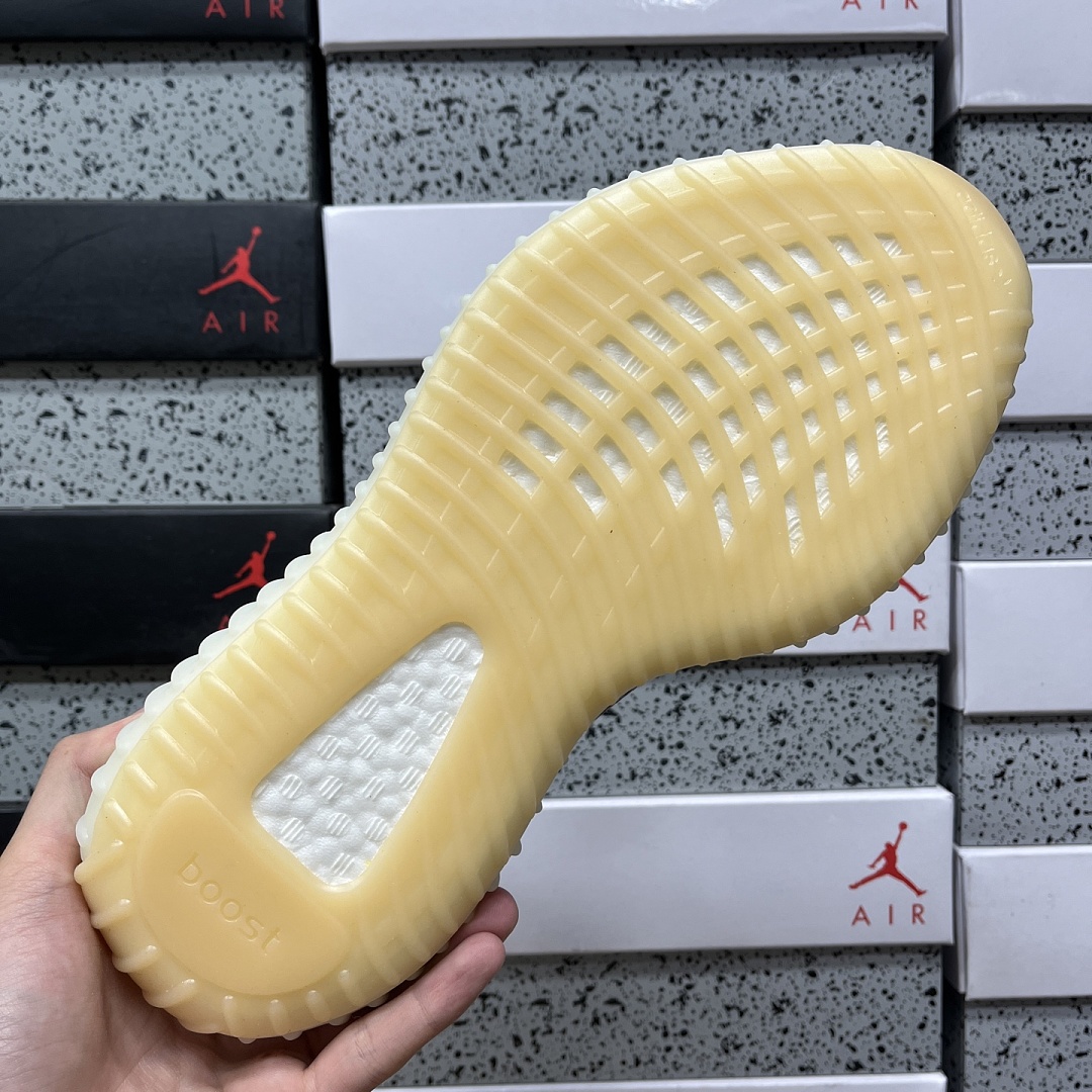 Adidas Yeezy Boost 350 V2 Ash Pearl - Image 2