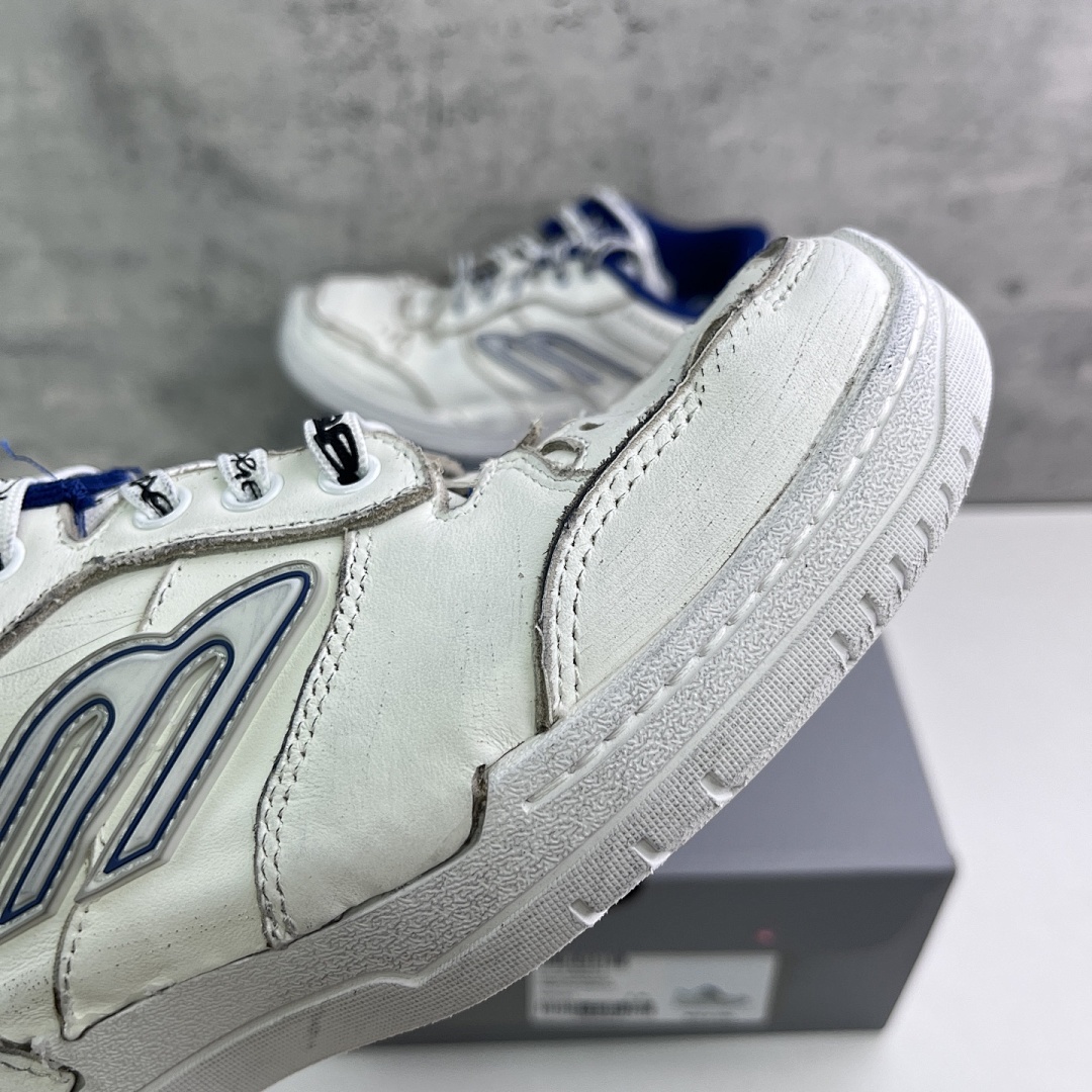 Balenciaga Hamptons Sneakers - Image 15
