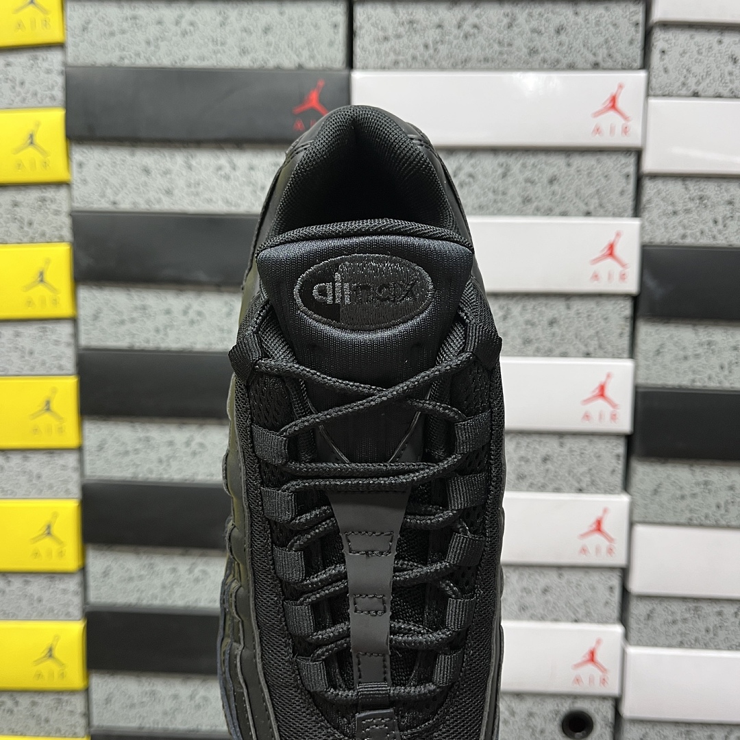 Nike Air Max 95 OG Big Bubble Black Anthracite - Image 5